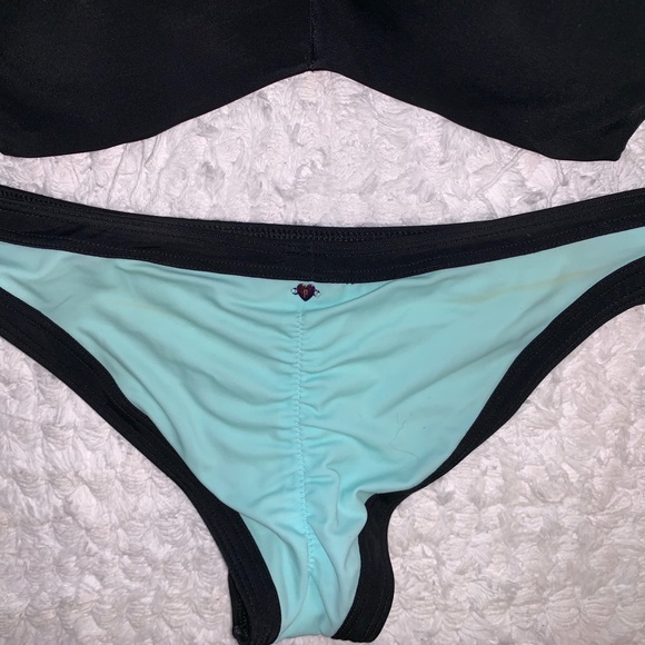 Victoria’s Secret swim suit - Picture 3 of 4